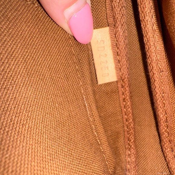 Louis Vuitton Pochette Accessories- Large Size - Picture 6 of 6